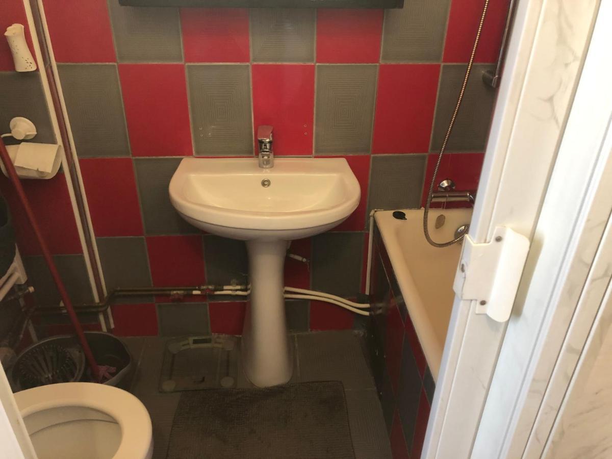 Lovely 1 Bedroom Apartment Close To Old Town Boekarest Buitenkant foto