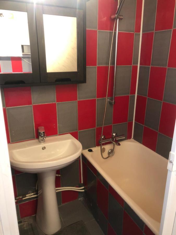 Lovely 1 Bedroom Apartment Close To Old Town Boekarest Buitenkant foto