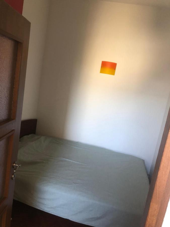Lovely 1 Bedroom Apartment Close To Old Town Boekarest Buitenkant foto