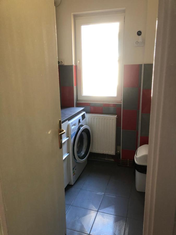 Lovely 1 Bedroom Apartment Close To Old Town Boekarest Buitenkant foto